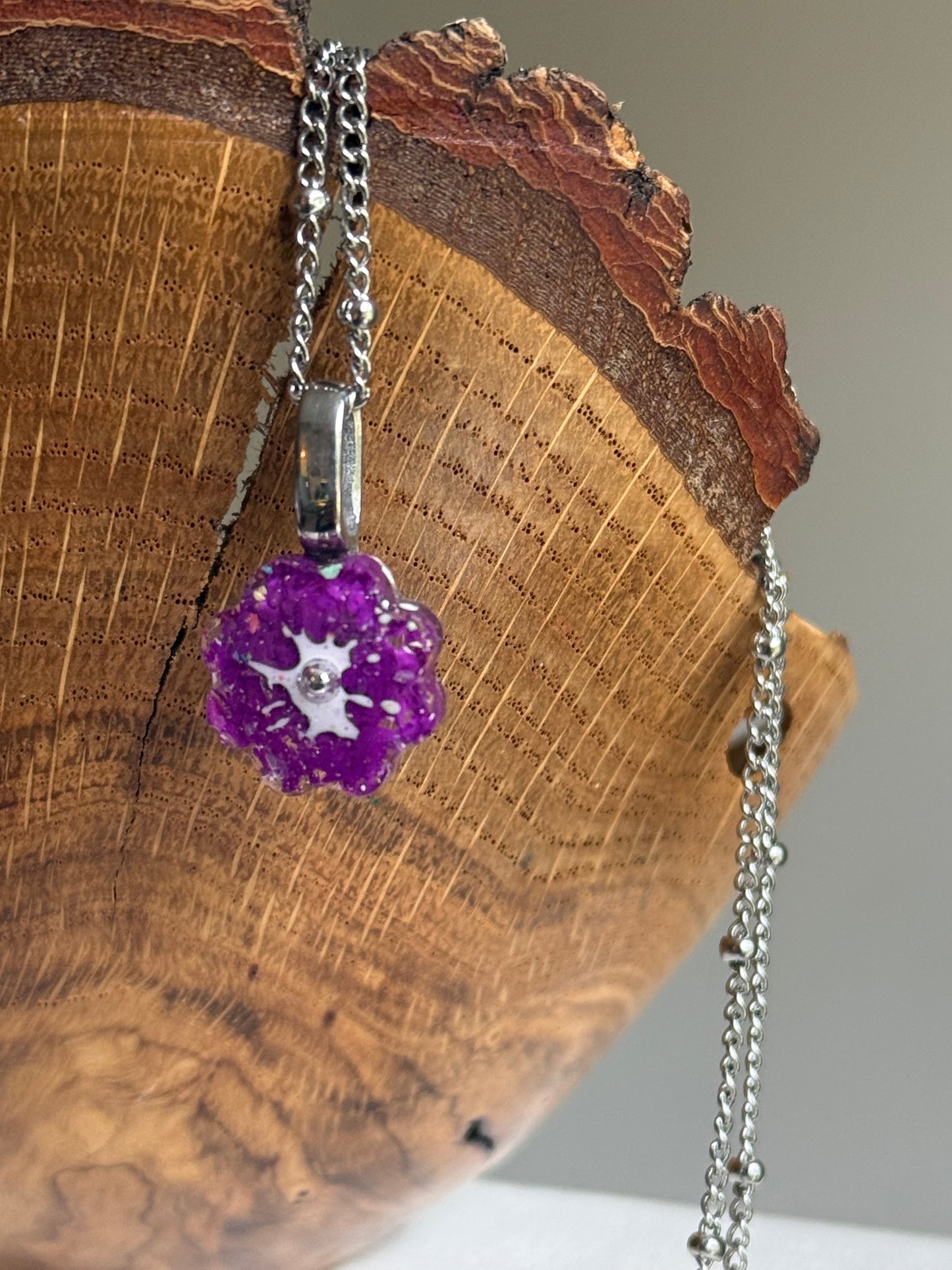 Crayon Bloom Pendant (Vibrant Purple)
