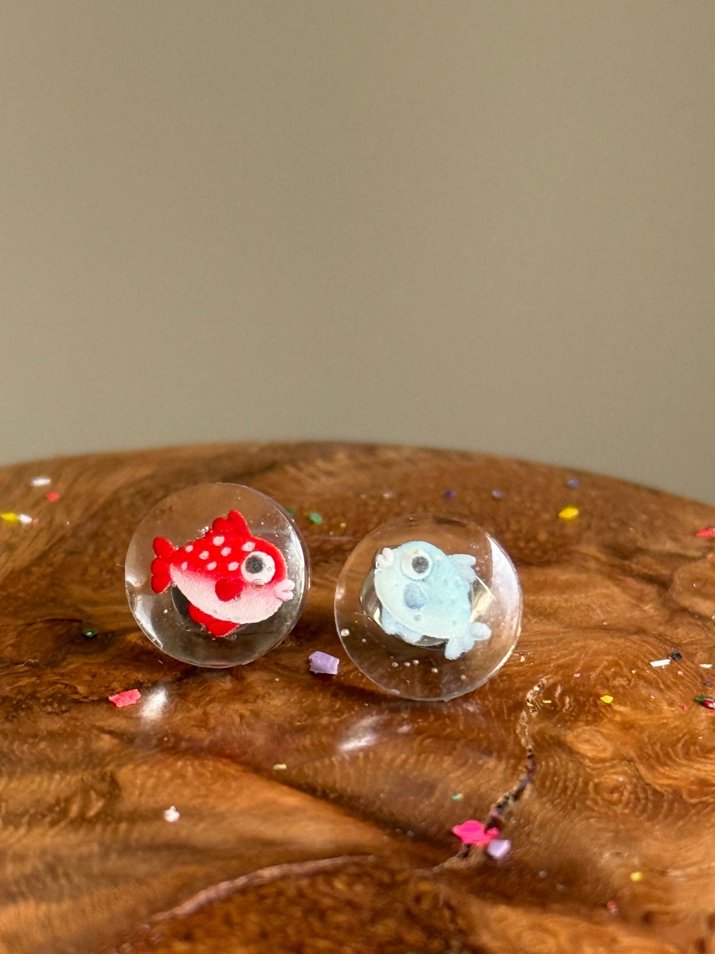 Lucy & Ethel (Fish Studs)