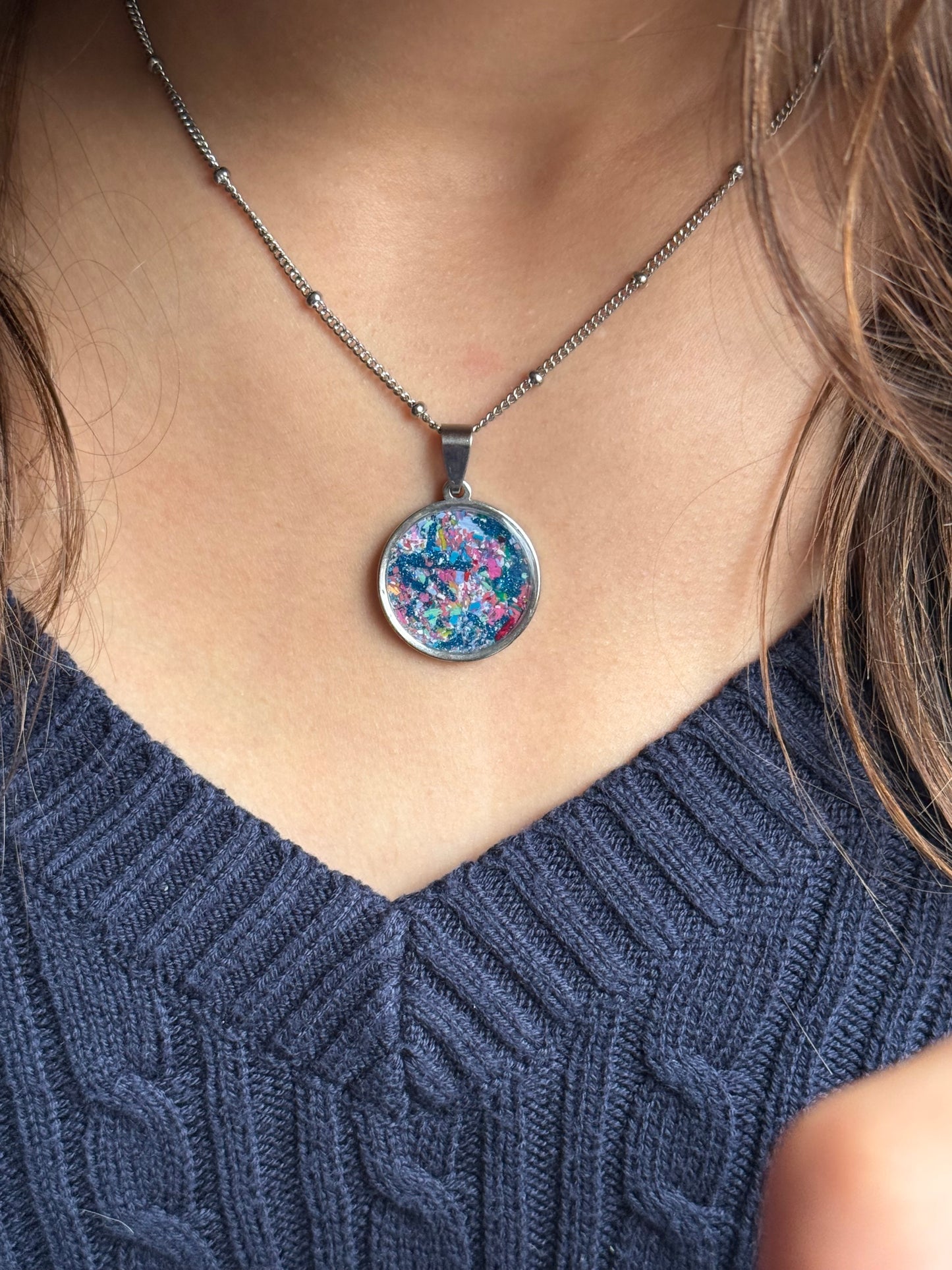 Twilight (Round Pendant)