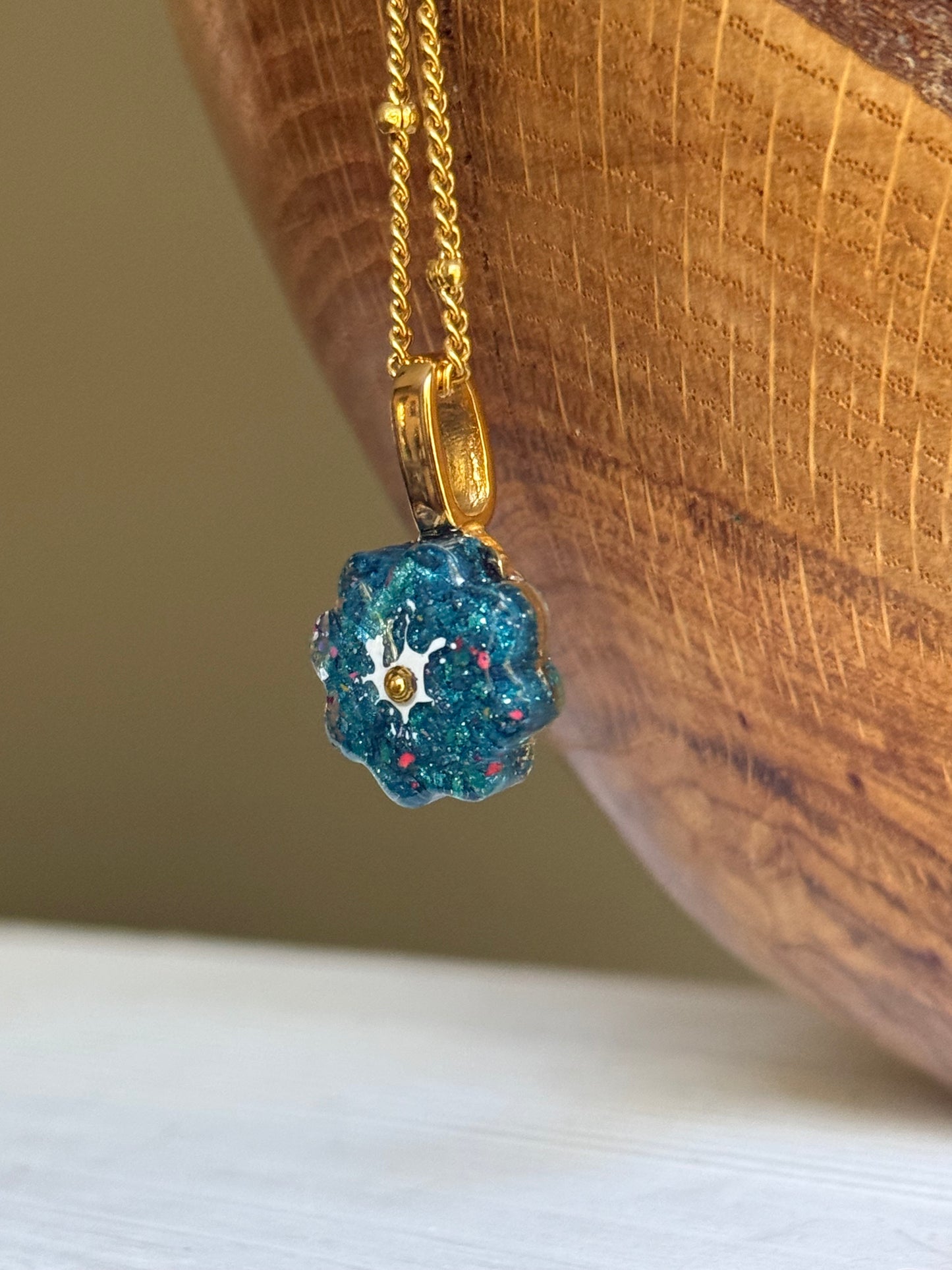 Crayon Bloom Pendant (Metallic Turquoise - Gold Plated)