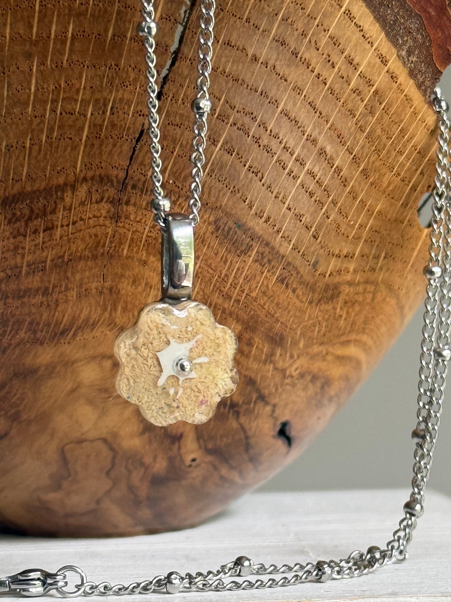Crayon Bloom Pendant (Almond)