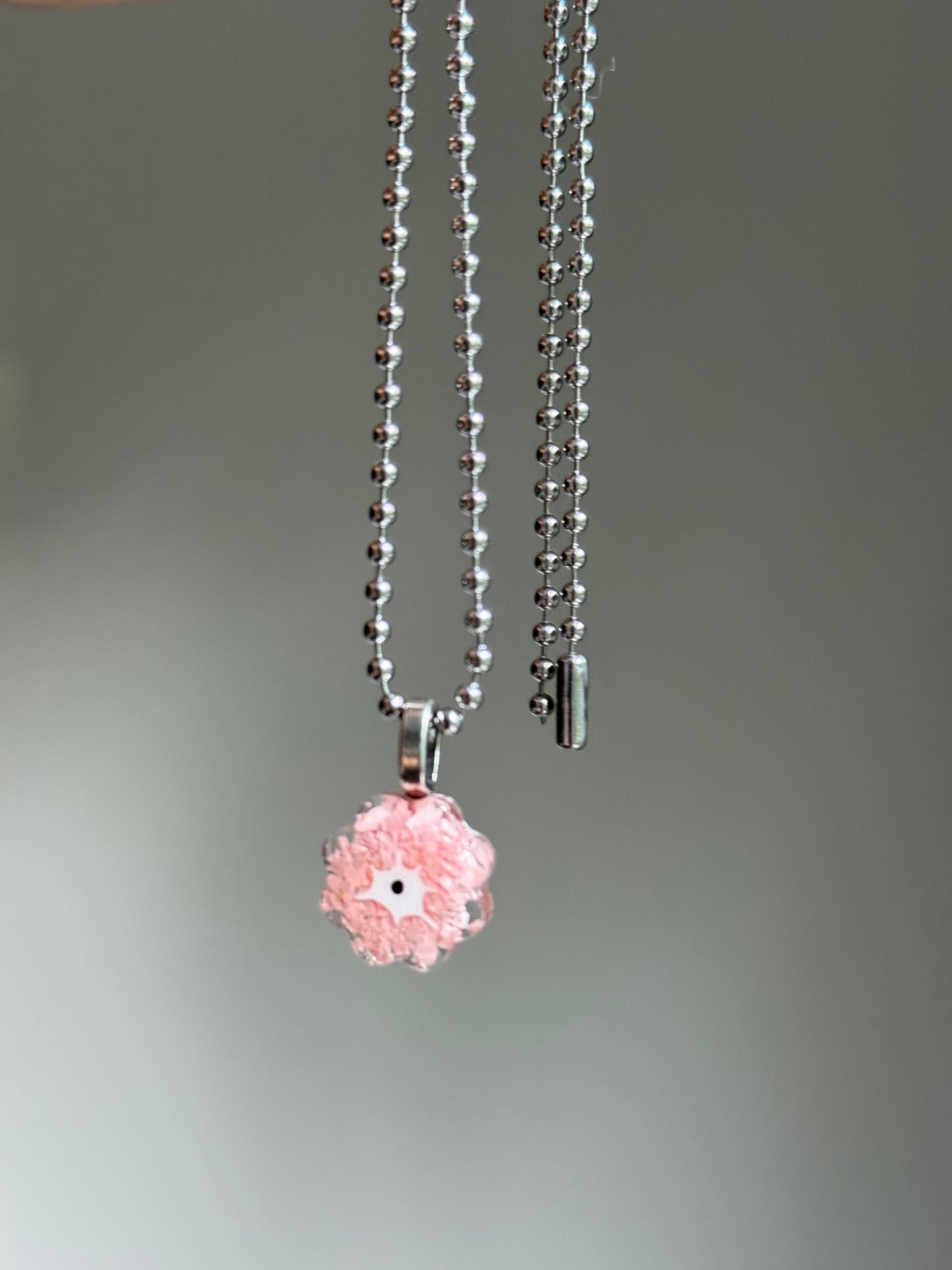 Crayon Blooms Pendant (Light Pink)
