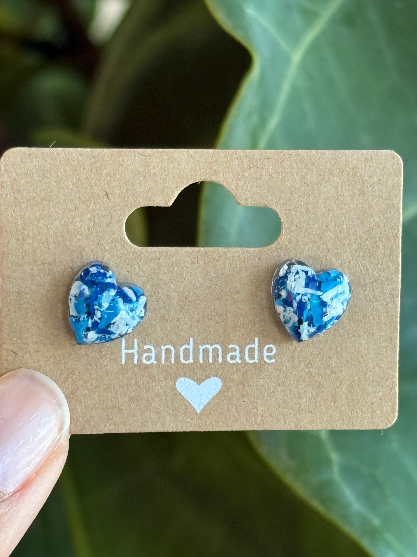 blue and white small heart stainless steel studs filled with crayon shavings. Crayonfetti crayon jewelry by mother-daughter based in Atlanta, Georgia.