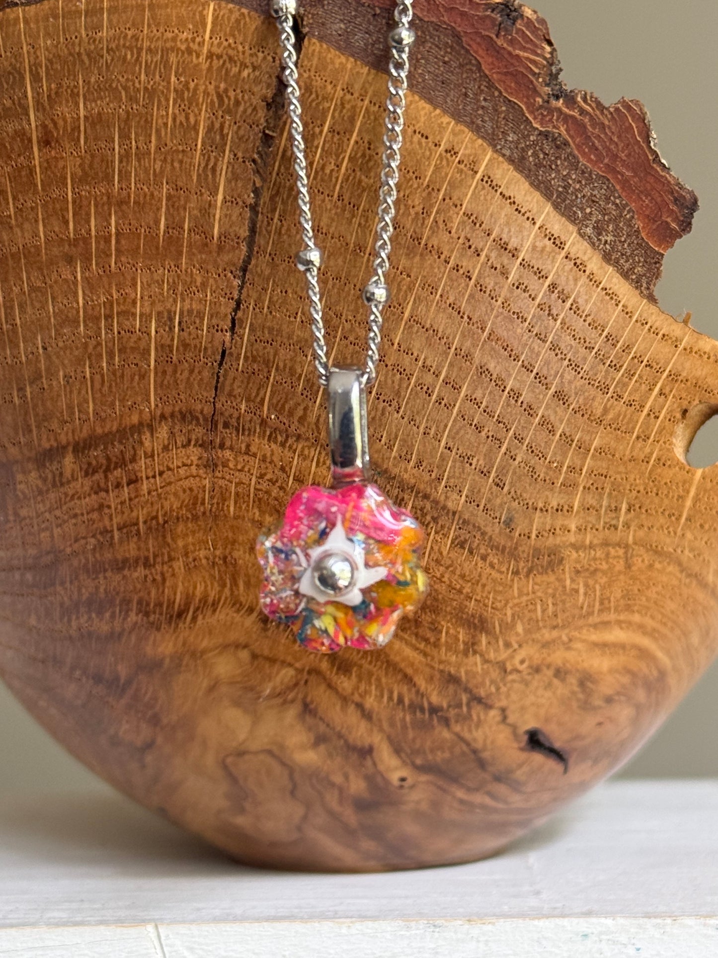 Crayon Bloom Pendant (Colorful)