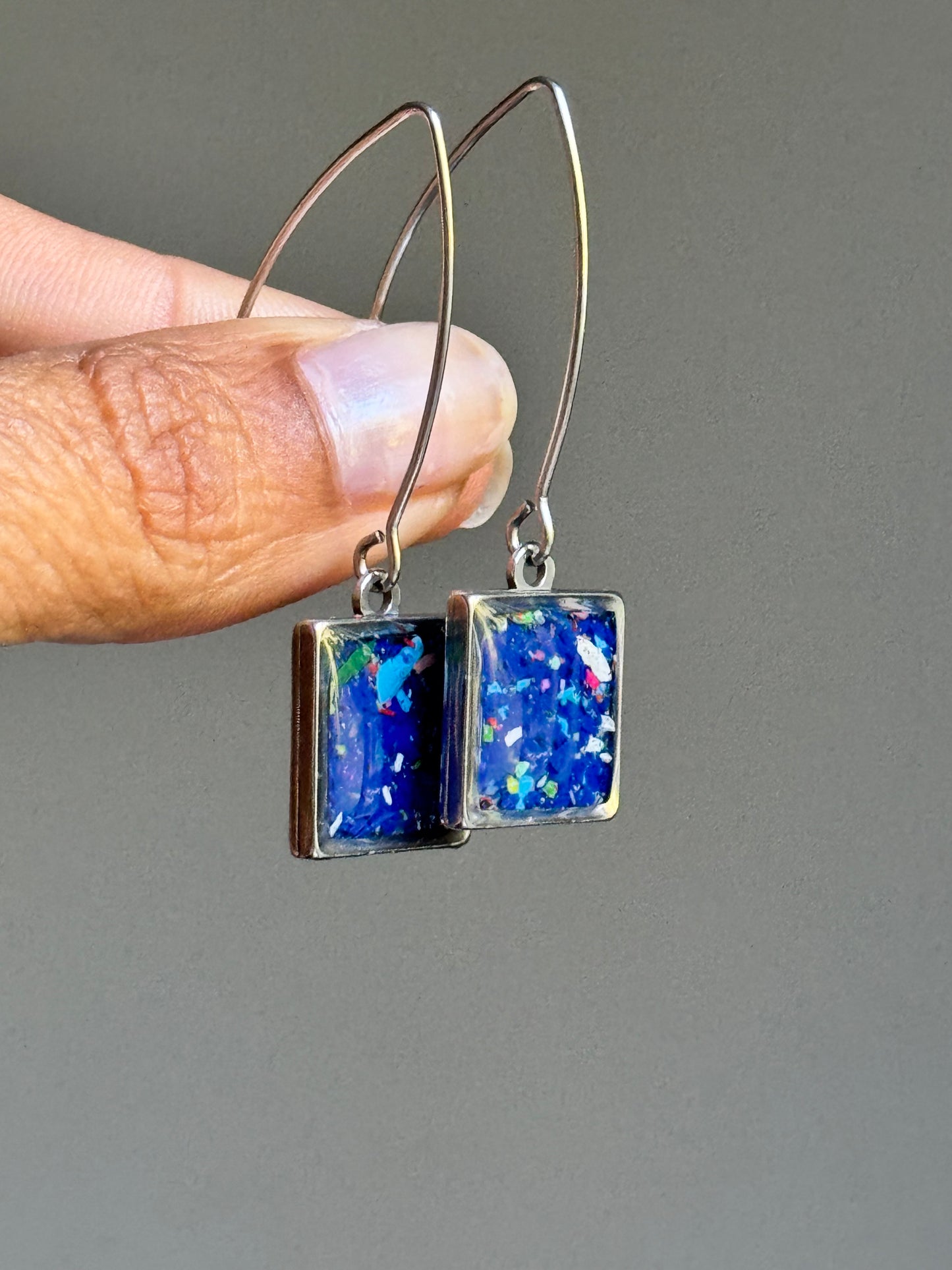 Square Drop Earrings (Freckled Blue)