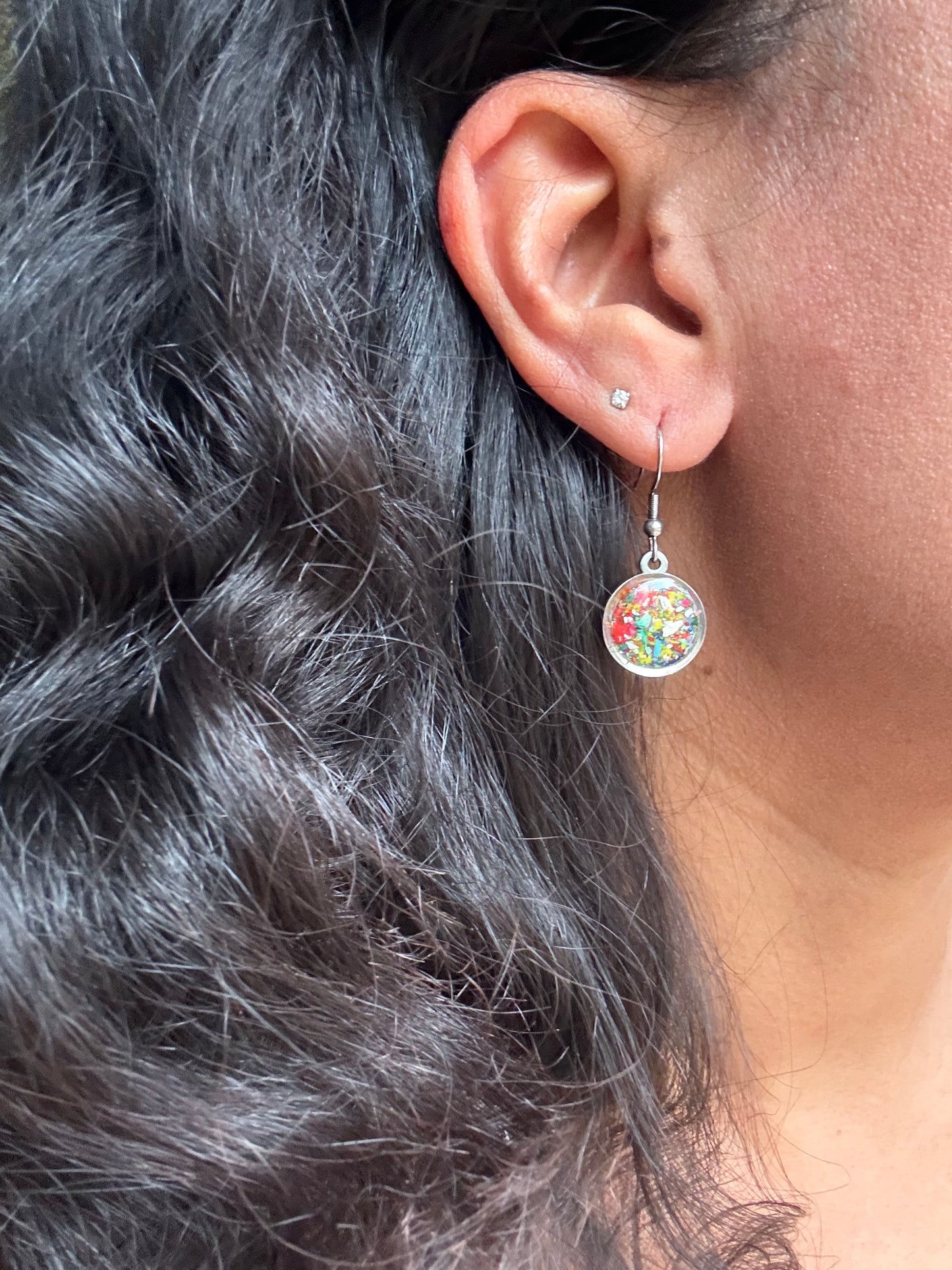 Orbis Small Dangling Earrings (Multicolor)
