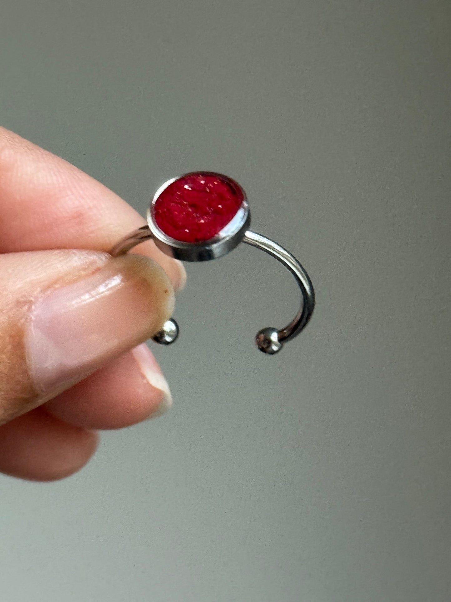 Rubí metálico (anillo apilable)