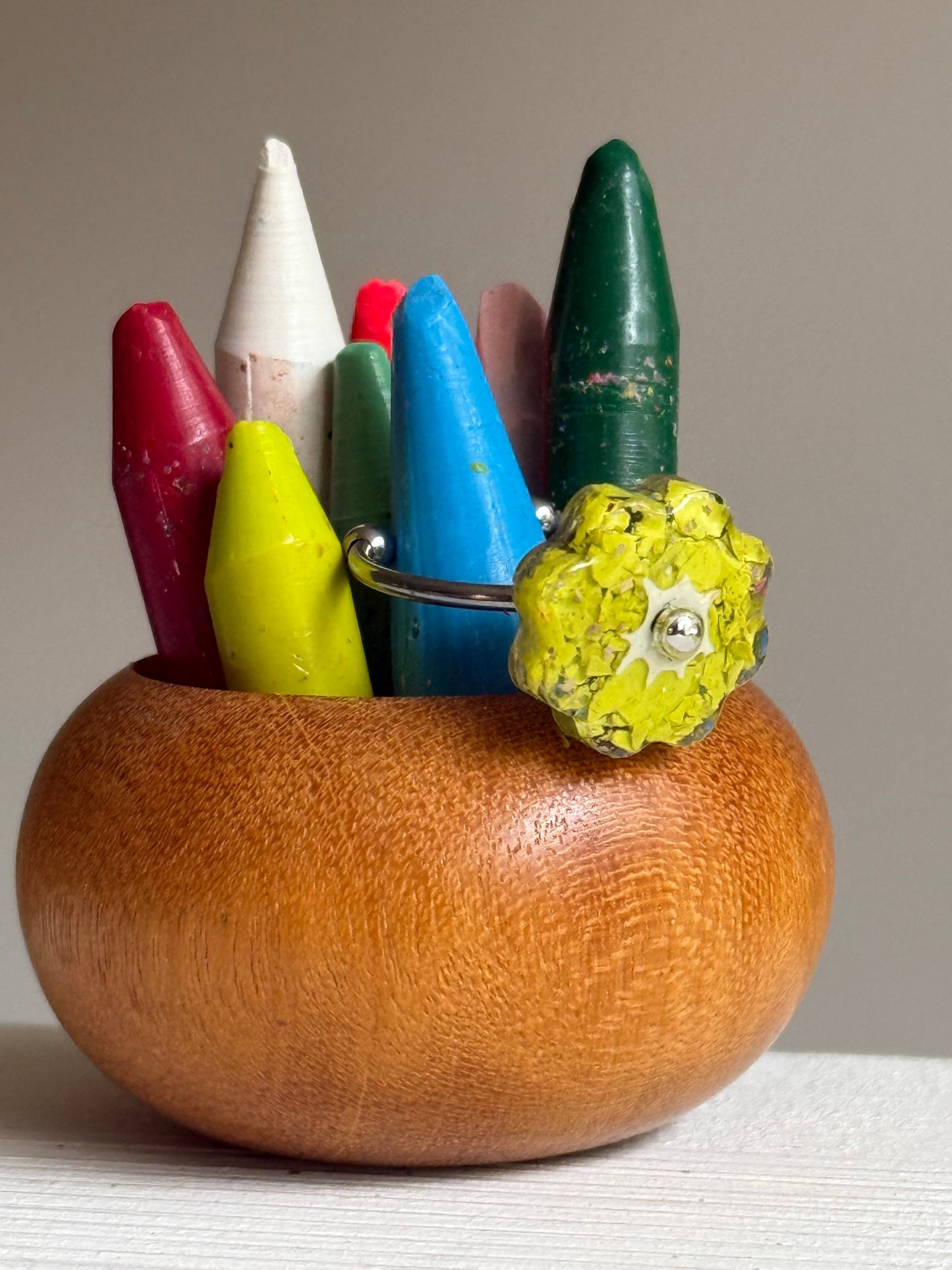 Crayon Blooms Ring (Yellow Rose)