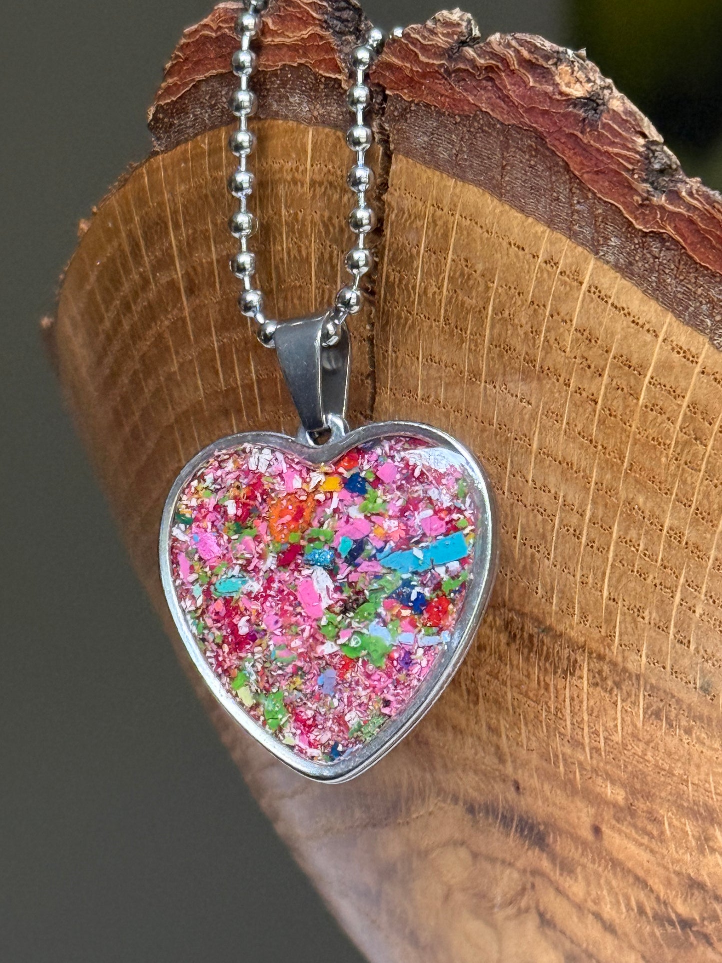 Joy Heart Pendant (Large - Bright Berry)