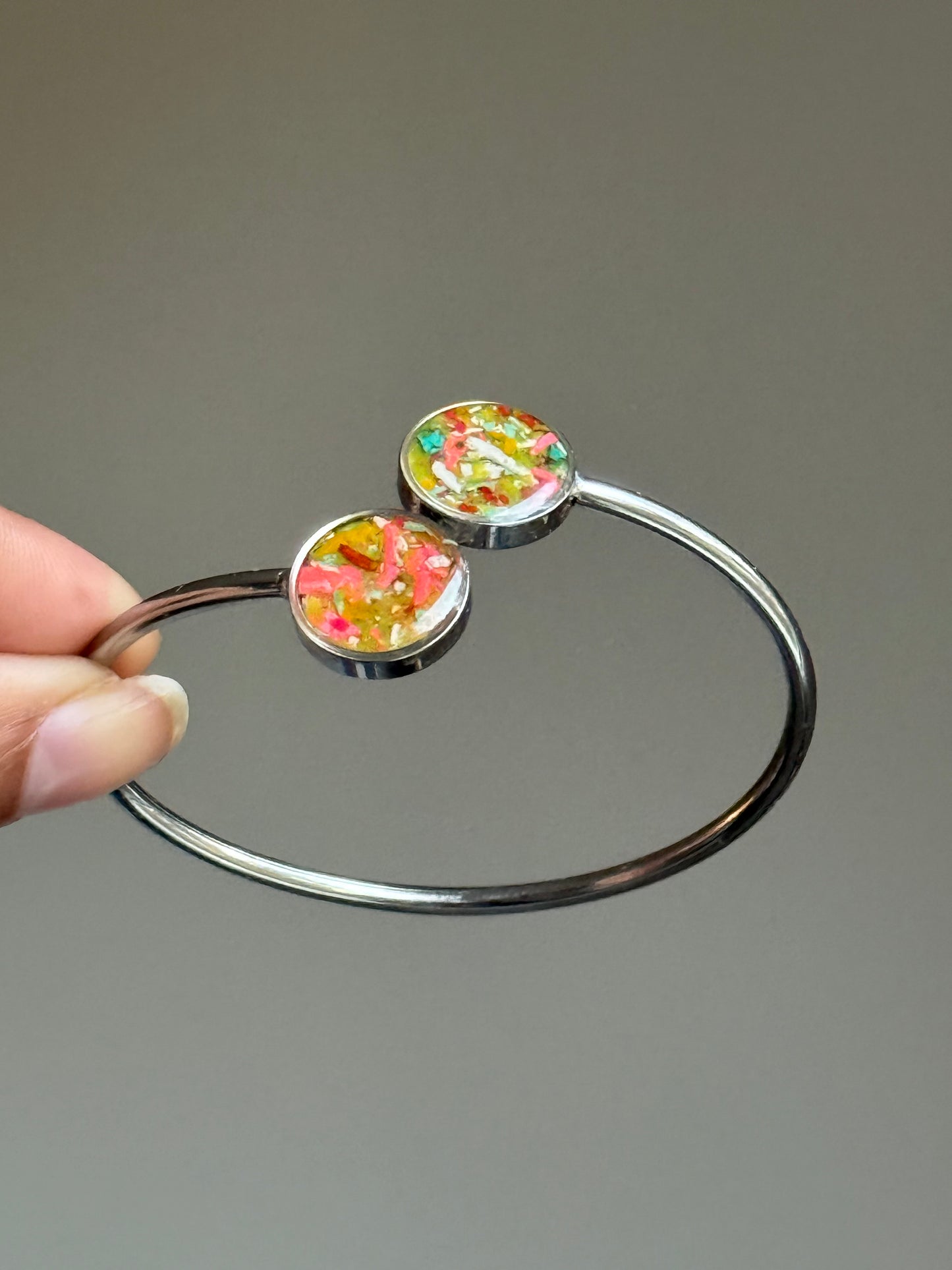 Calm - Pulsera flexible de doble puño