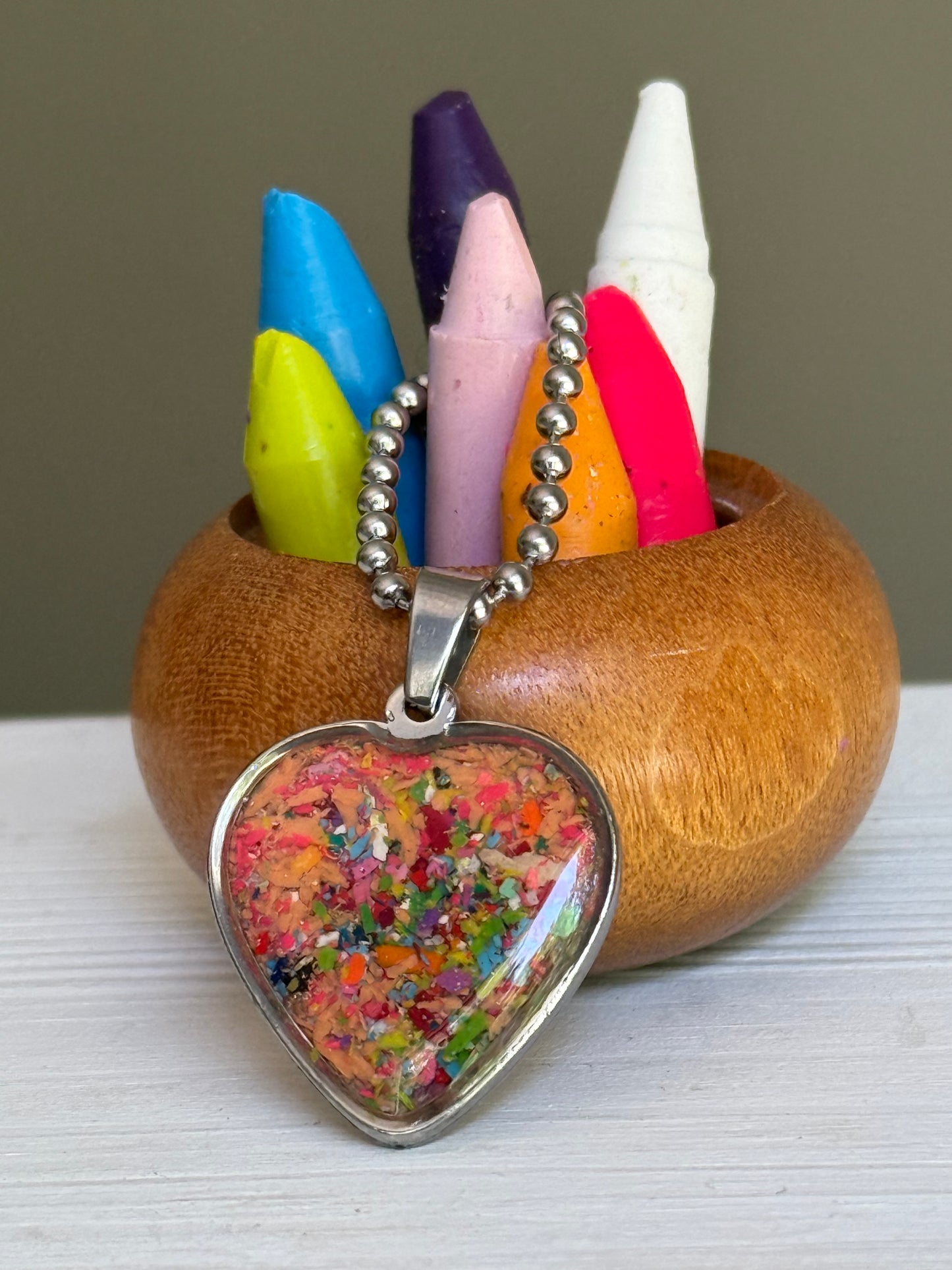 Joy Crayon Heart Pendant (Georgia Peach)