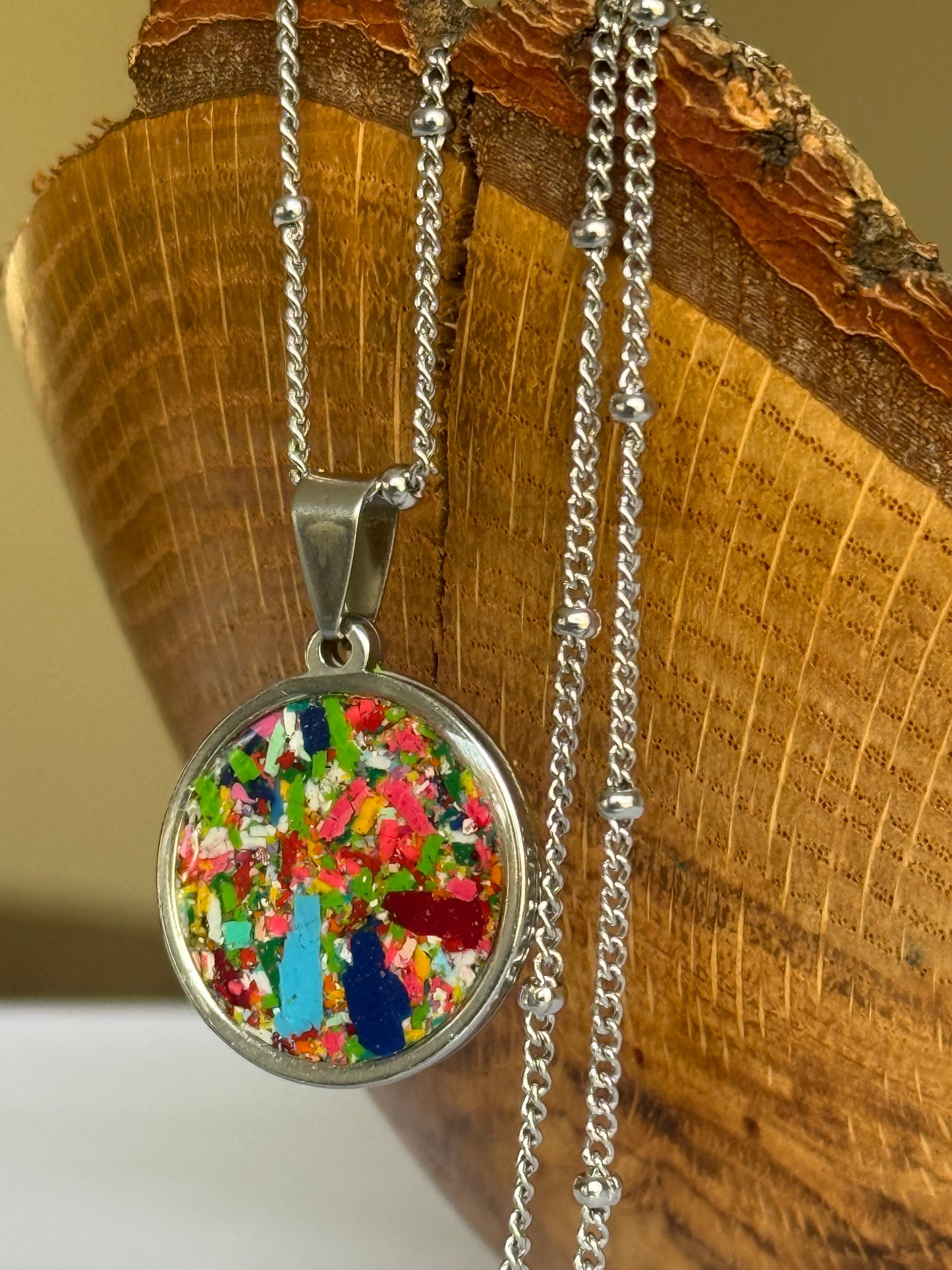 Carnival (Round Pendant)