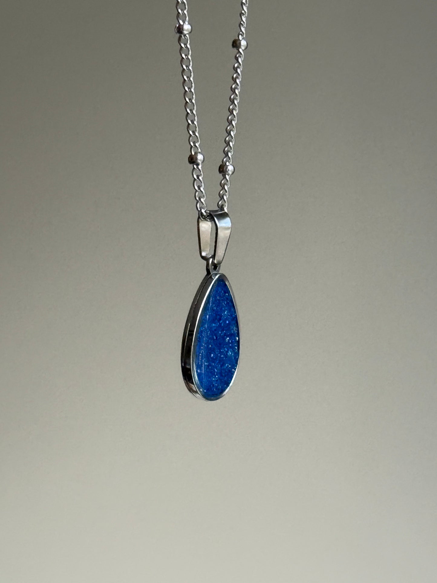 Gota Pendant (Metallic Cobalt)