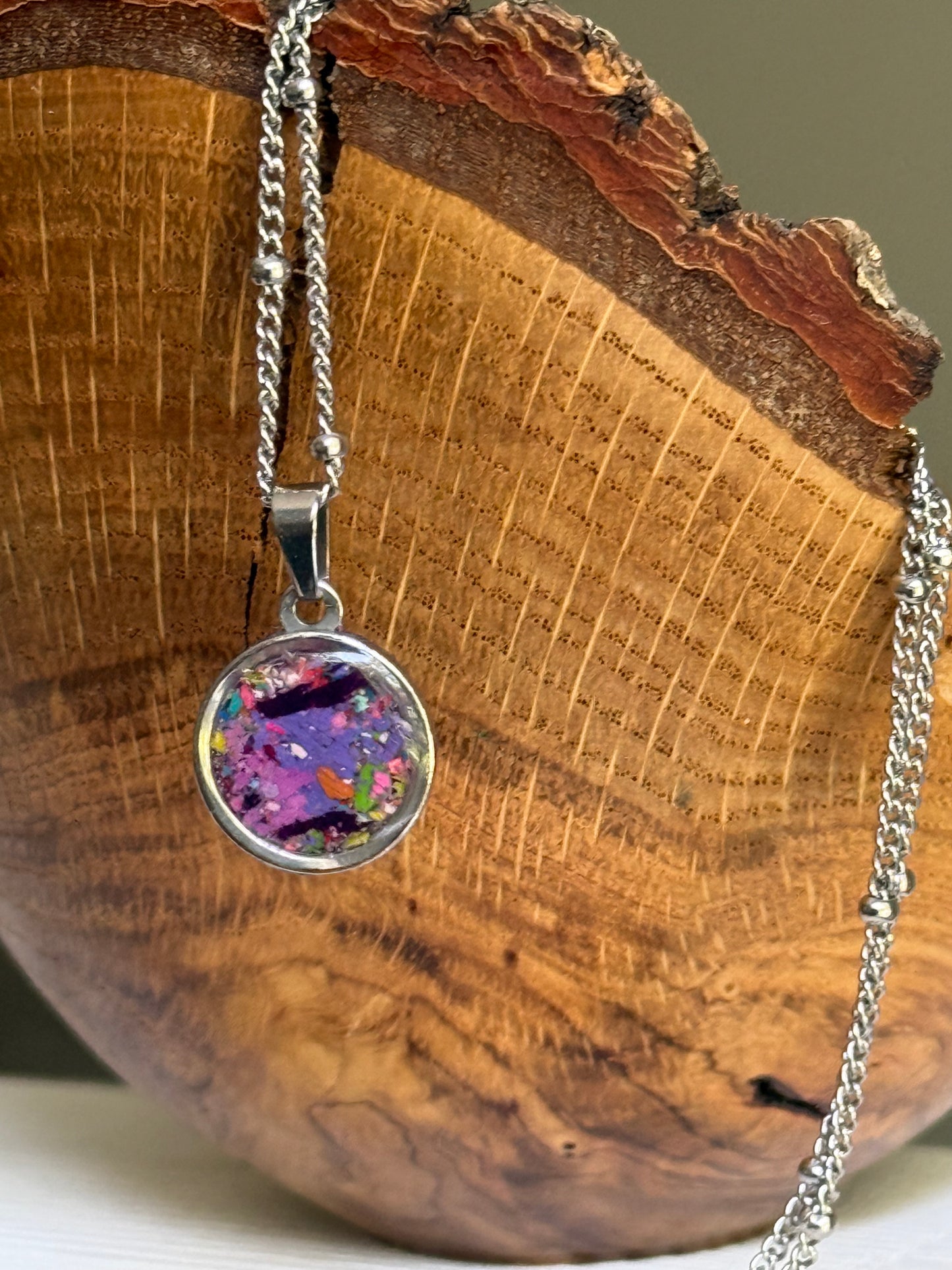 Small Orbis Crayon Pendant (Purples -2)