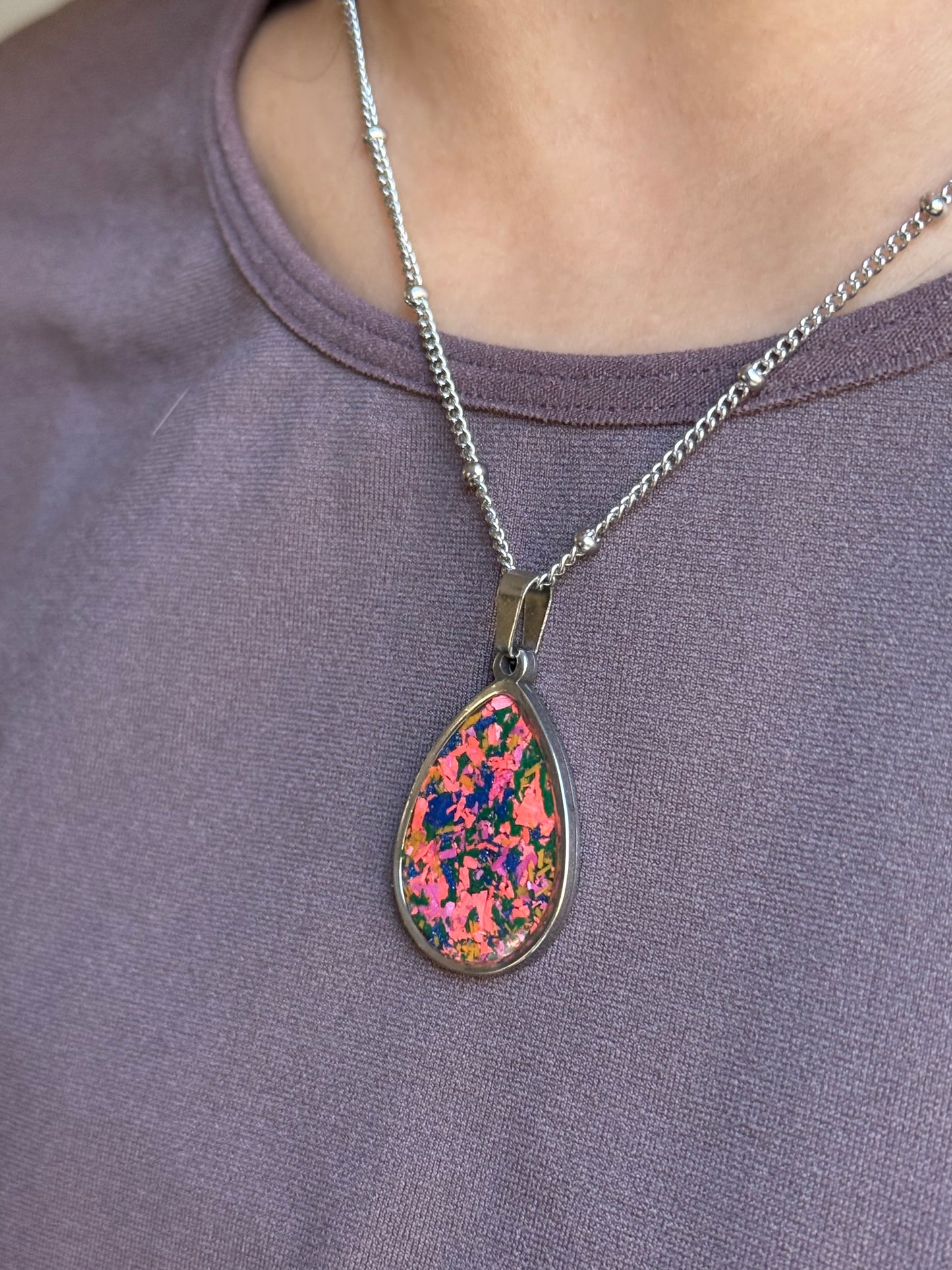 Iridescent (Raindrop Pendant)