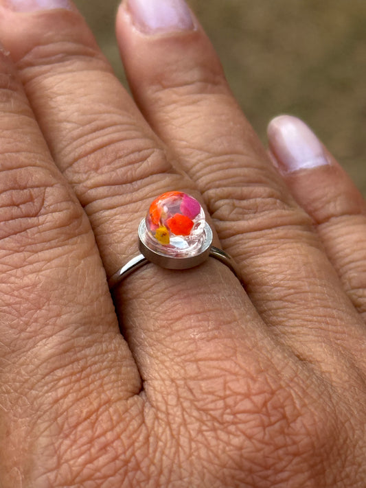 Small Crayon Globe Ring (2)