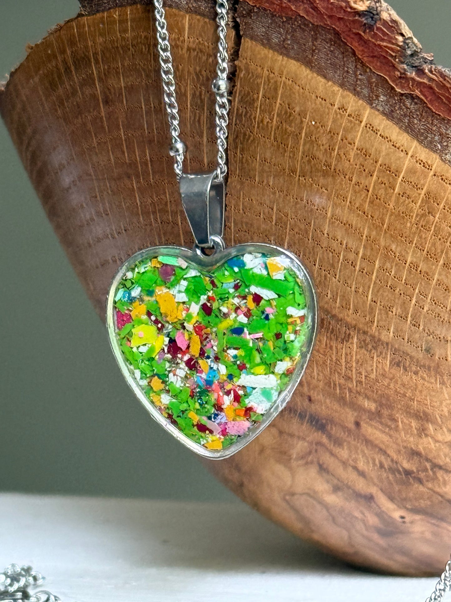 Freckled Green (Heart Pendant)