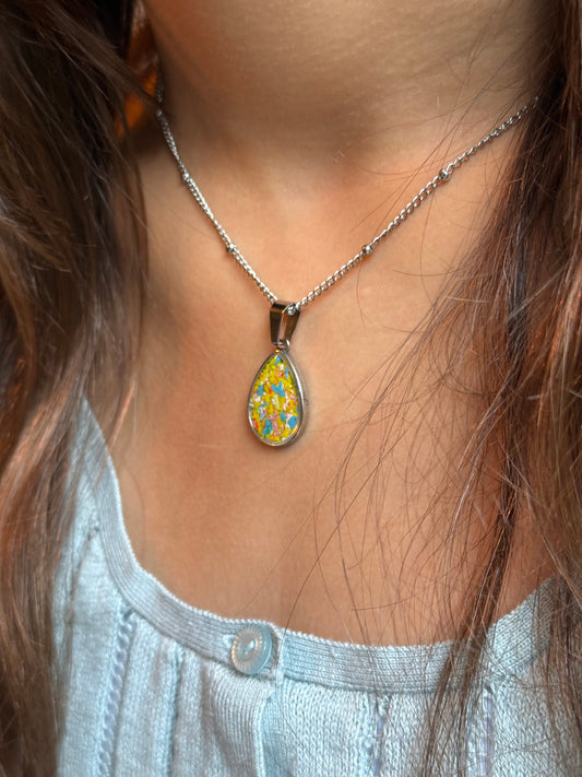 Gota Pendant (Clear Sunny Skies)