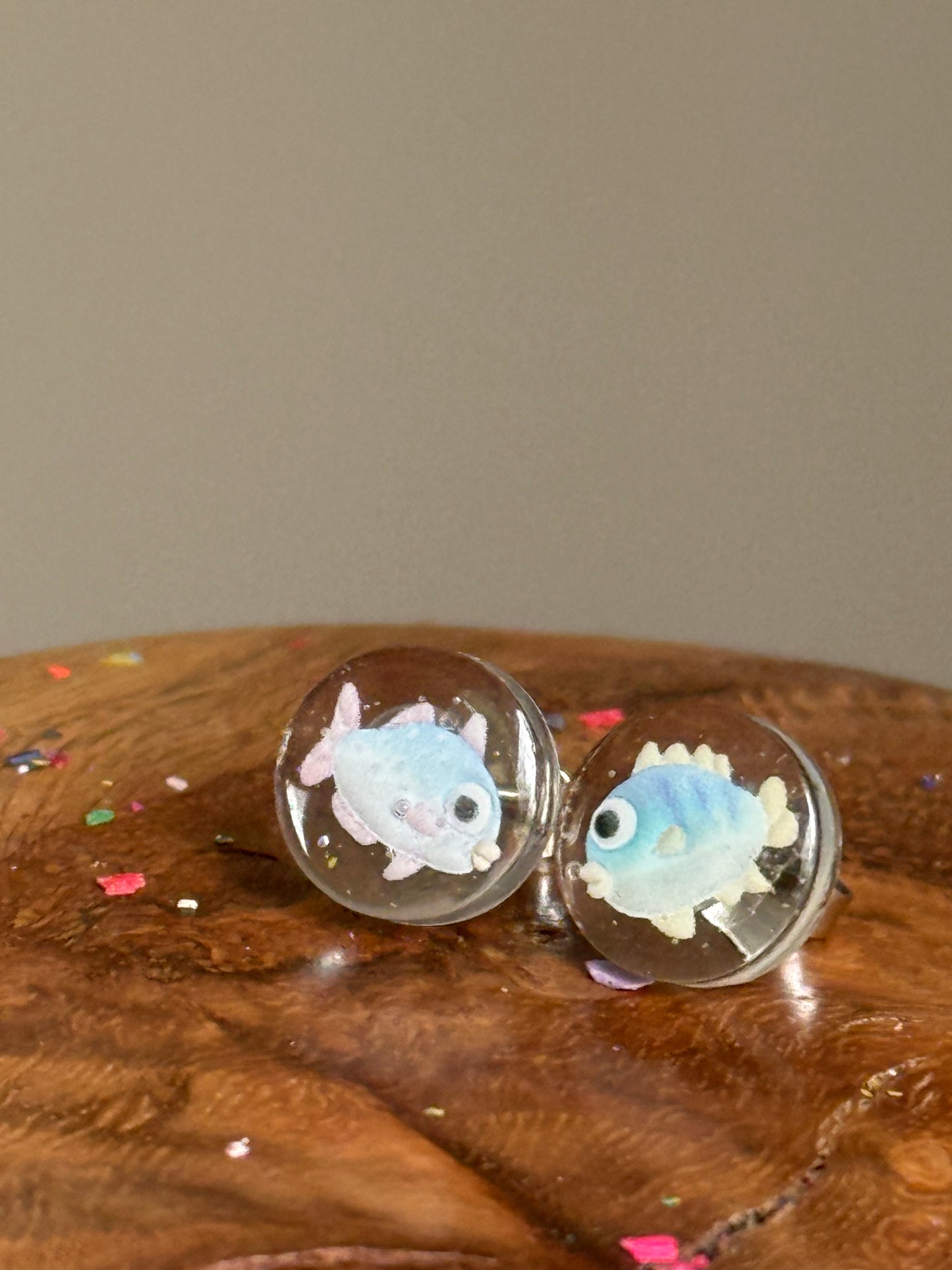 Dolly & Patsy (Fish Studs)