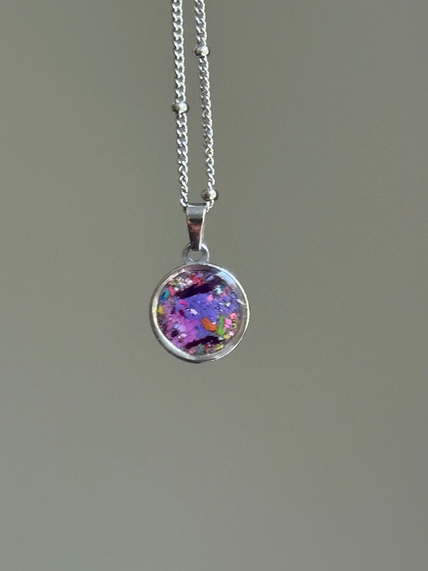 Small Orbis Crayon Pendant (Purples -2)