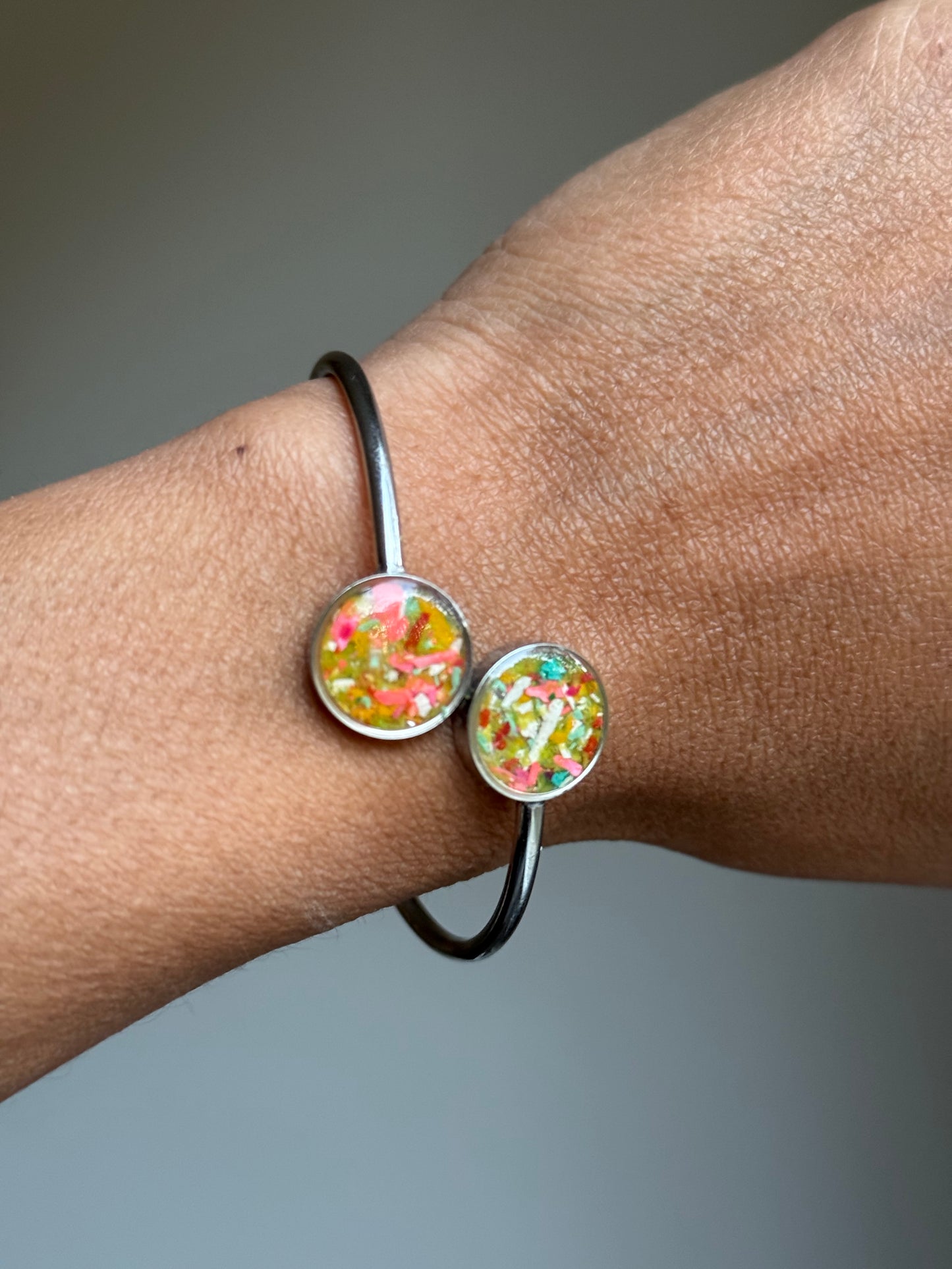 Calm - Pulsera flexible de doble puño