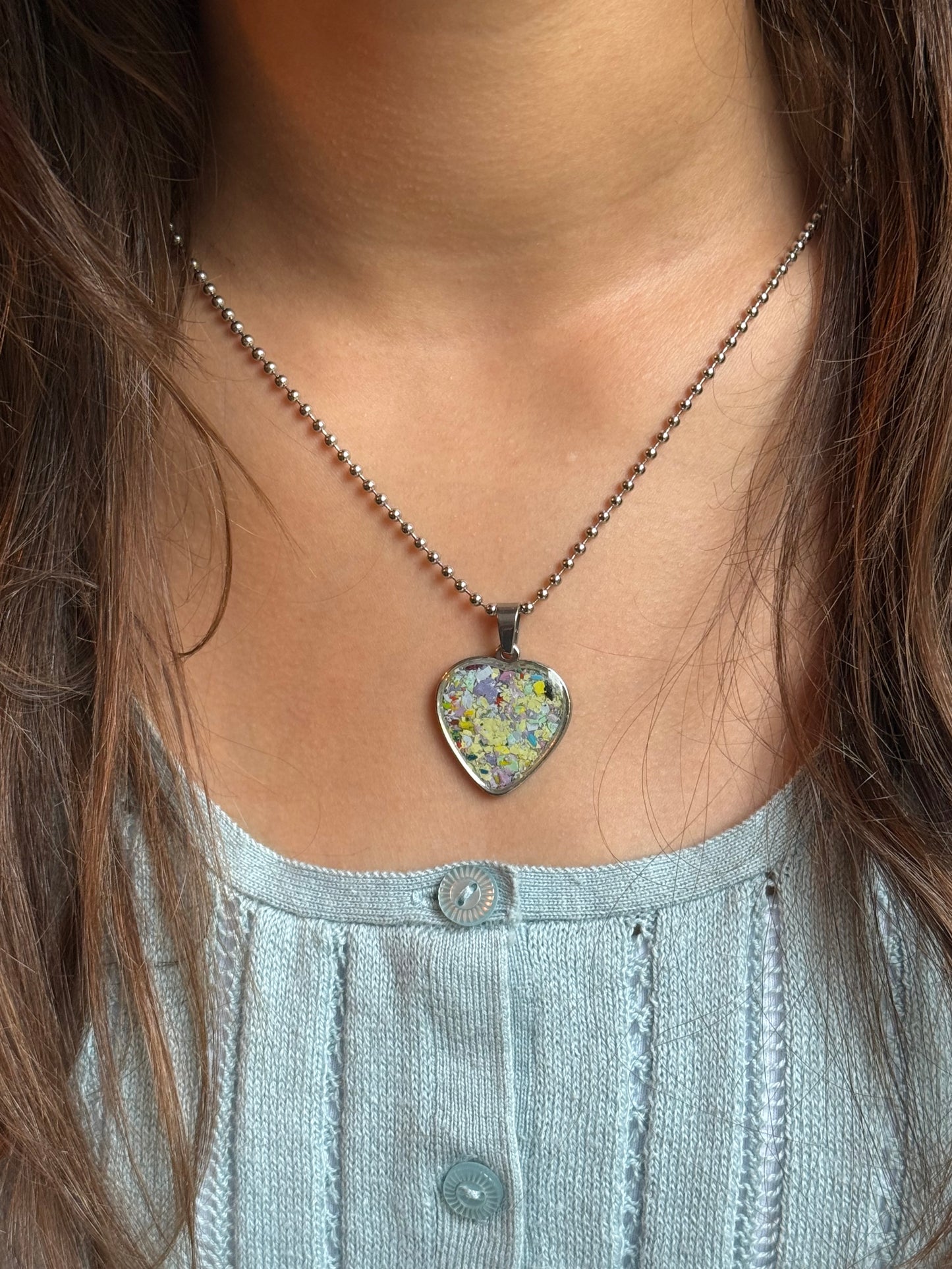 Medium Joy Crayon Heart Pendant (Pearl)