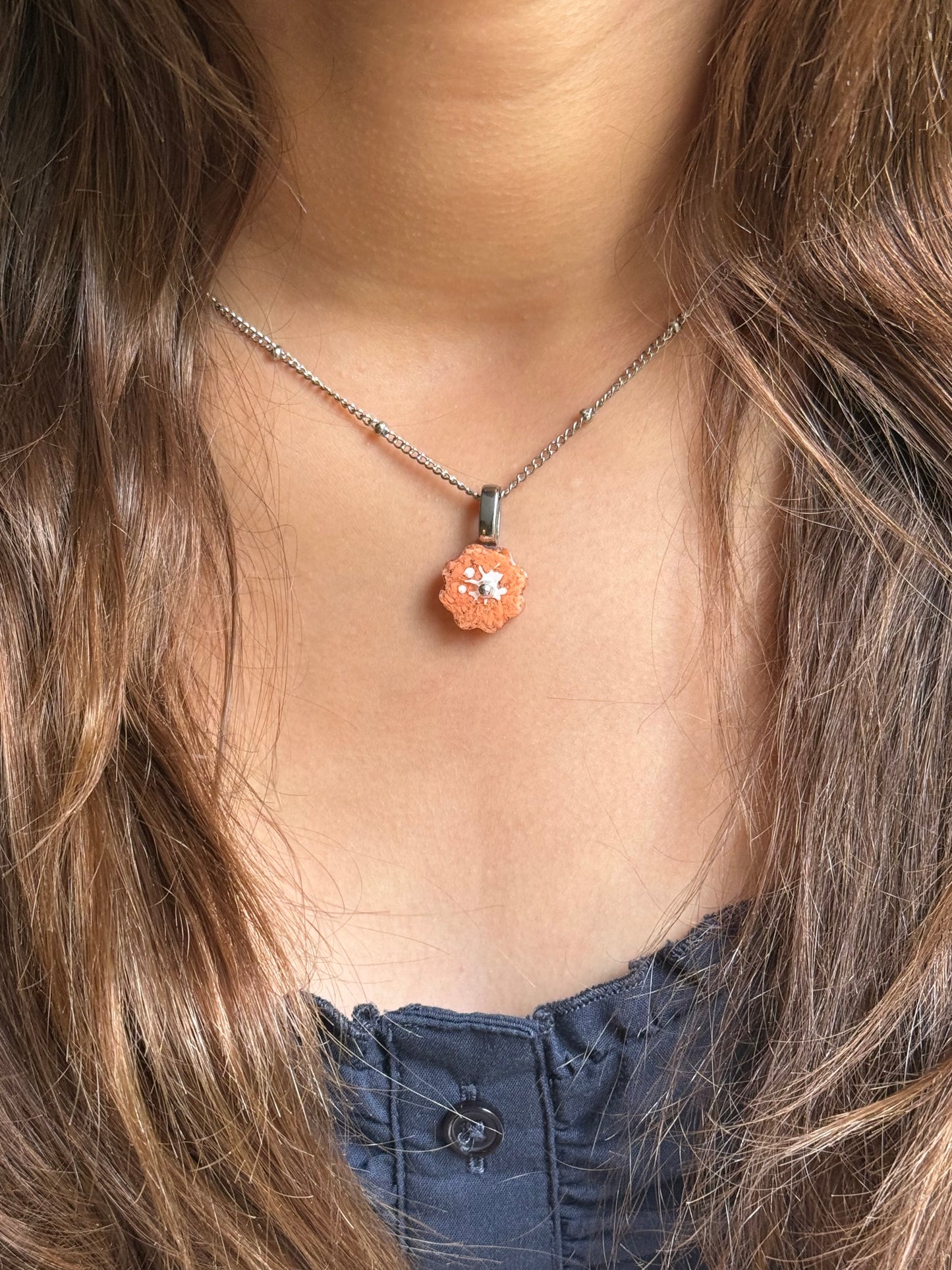 Crayon Bloom Pendant (Melon)