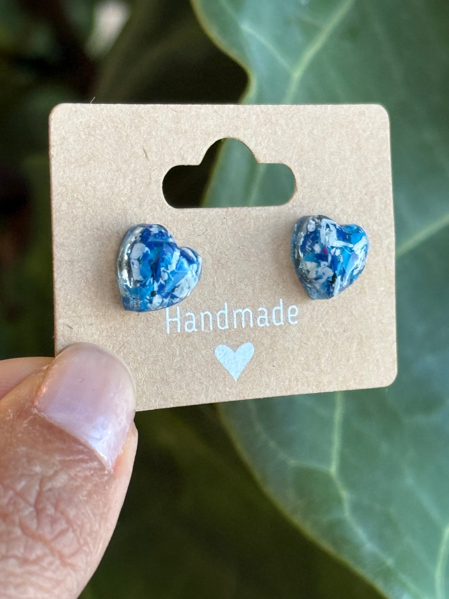 blue and white small heart stainless steel studs filled with crayon shavings. Crayonfetti crayon jewelry by mother-daughter based in Atlanta, Georgia.
