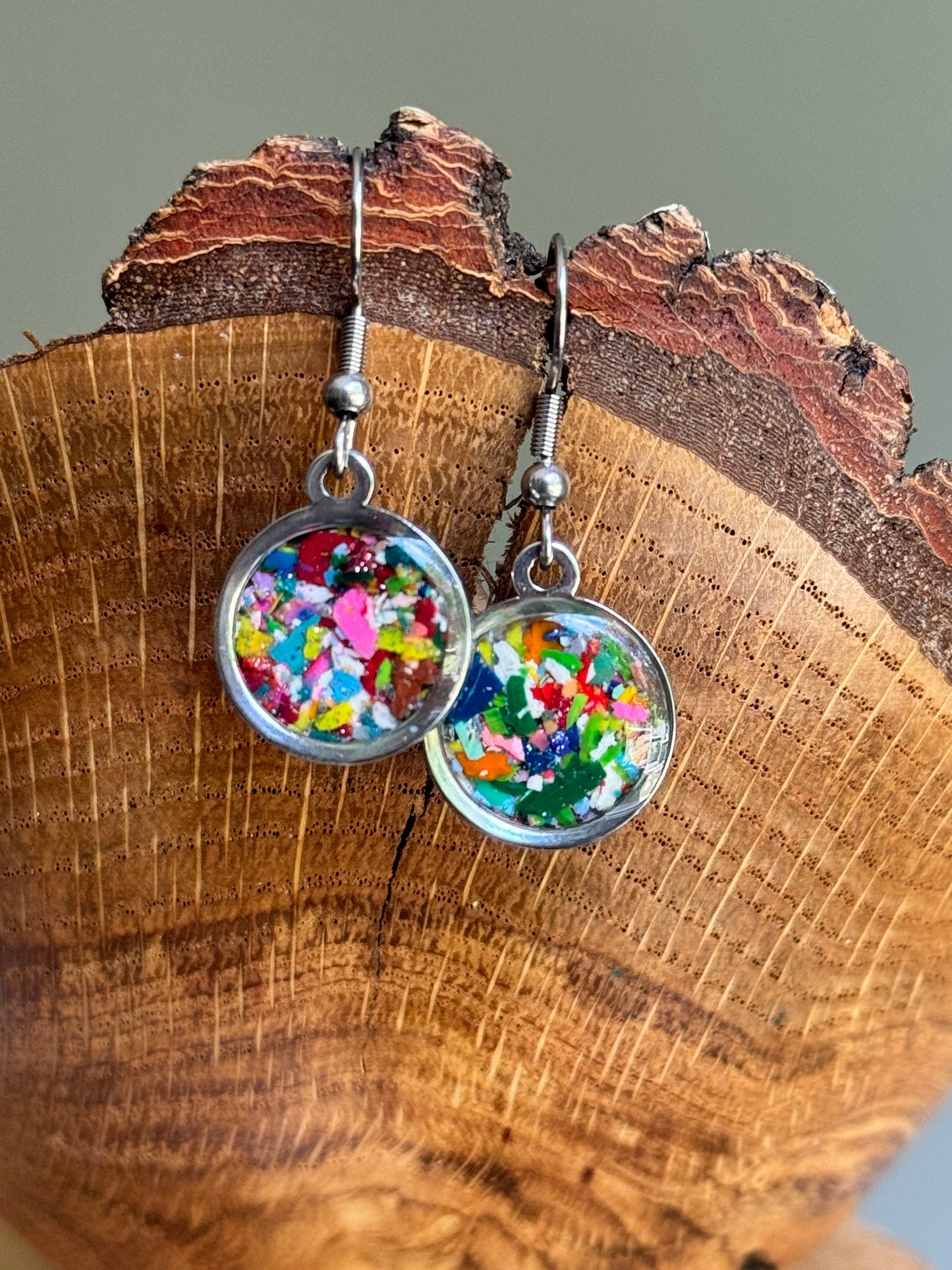 Orbis Small Dangling Earrings (Multicolor)