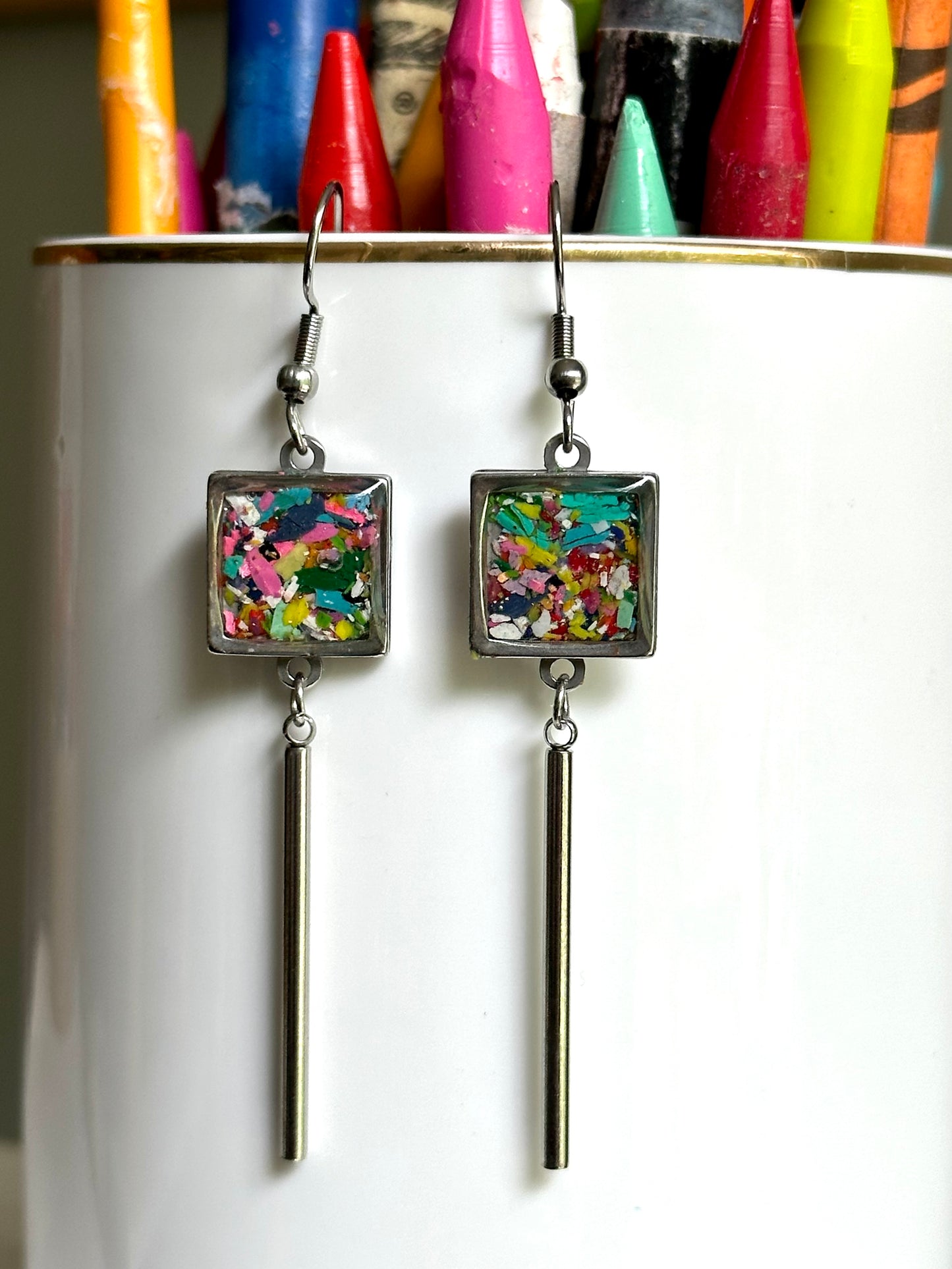 Viva Dangling Delta Earrings