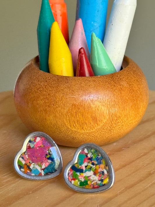 Clous d'oreilles coeur multicolores