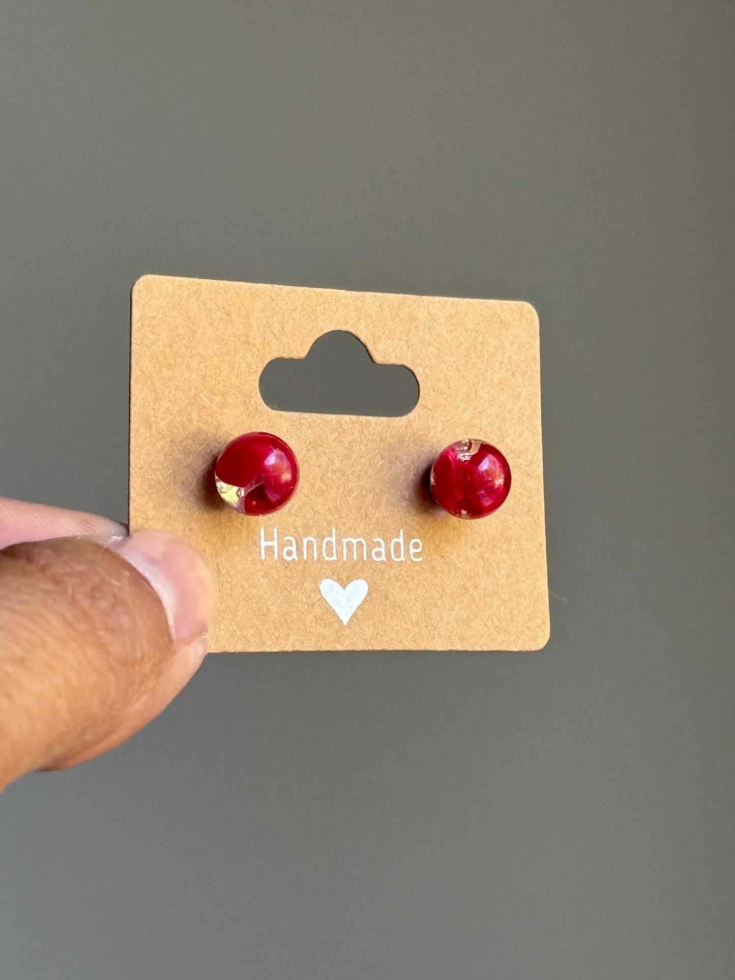Small Crayon Globe Studs (Reds)