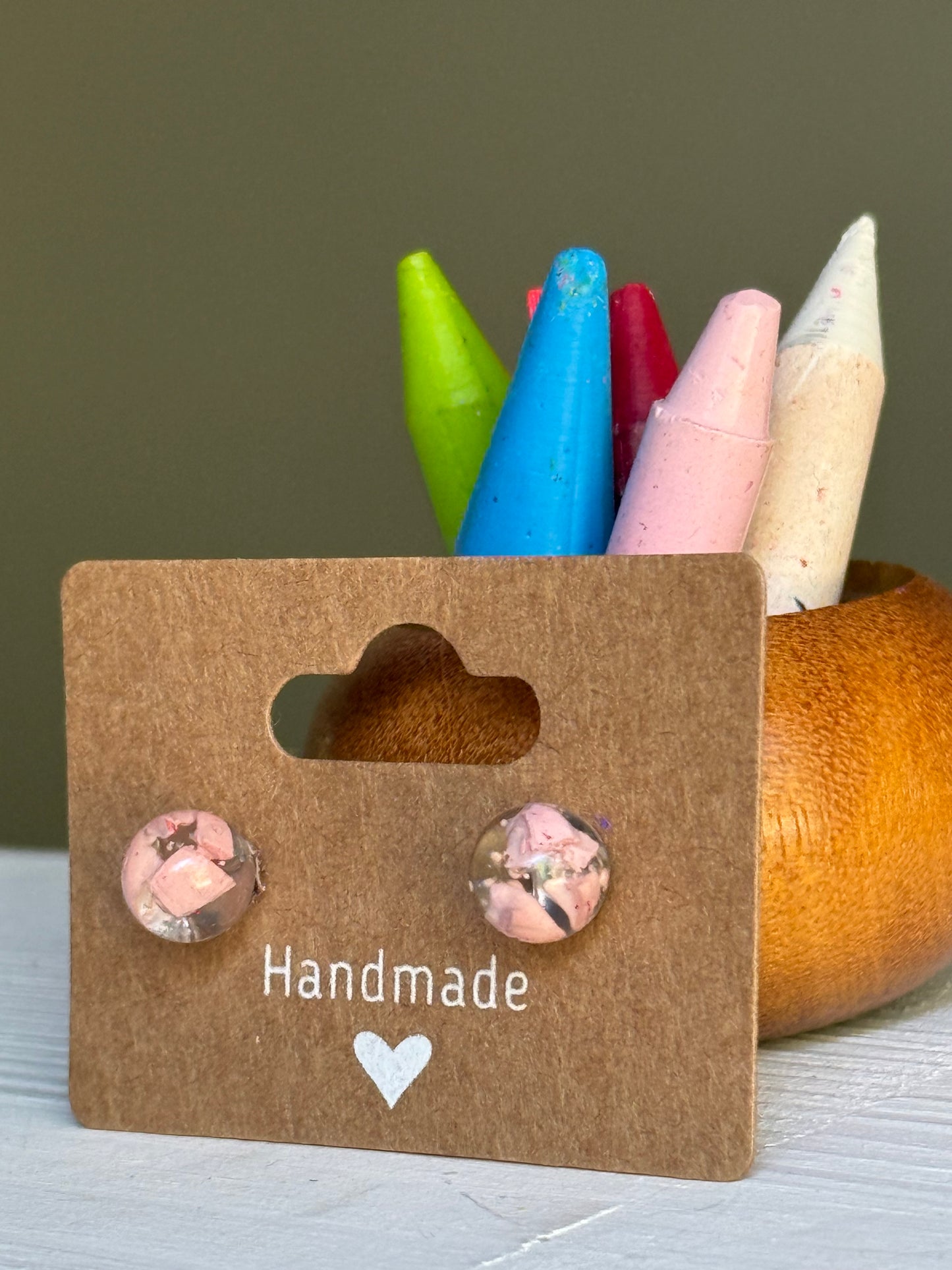 Small Crayon Globe Studs (Light Pink)