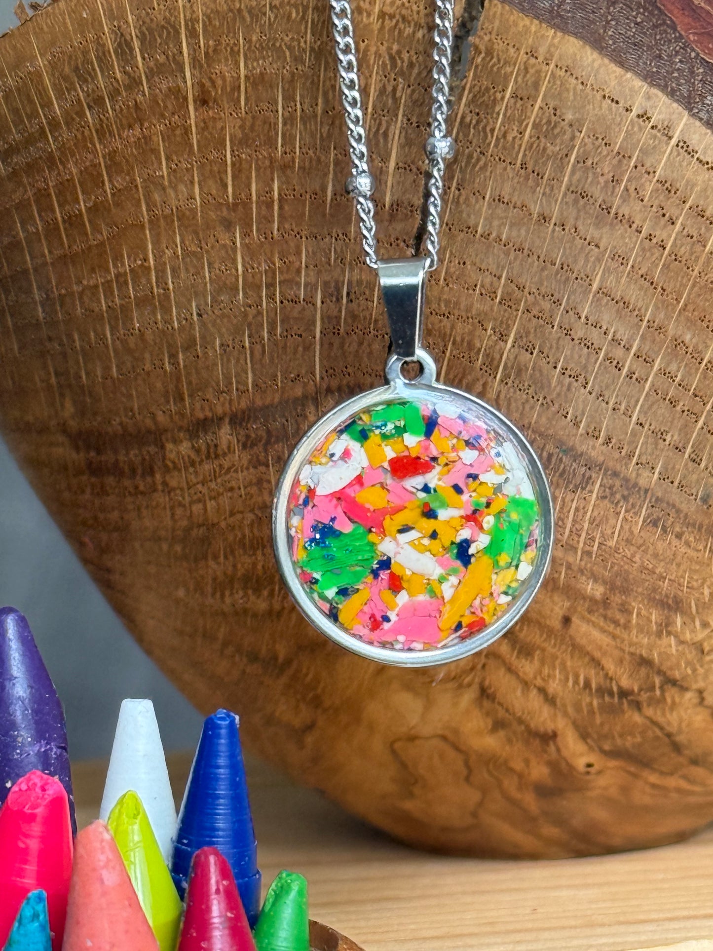 Orbis Medium Pendant (Multicolor)