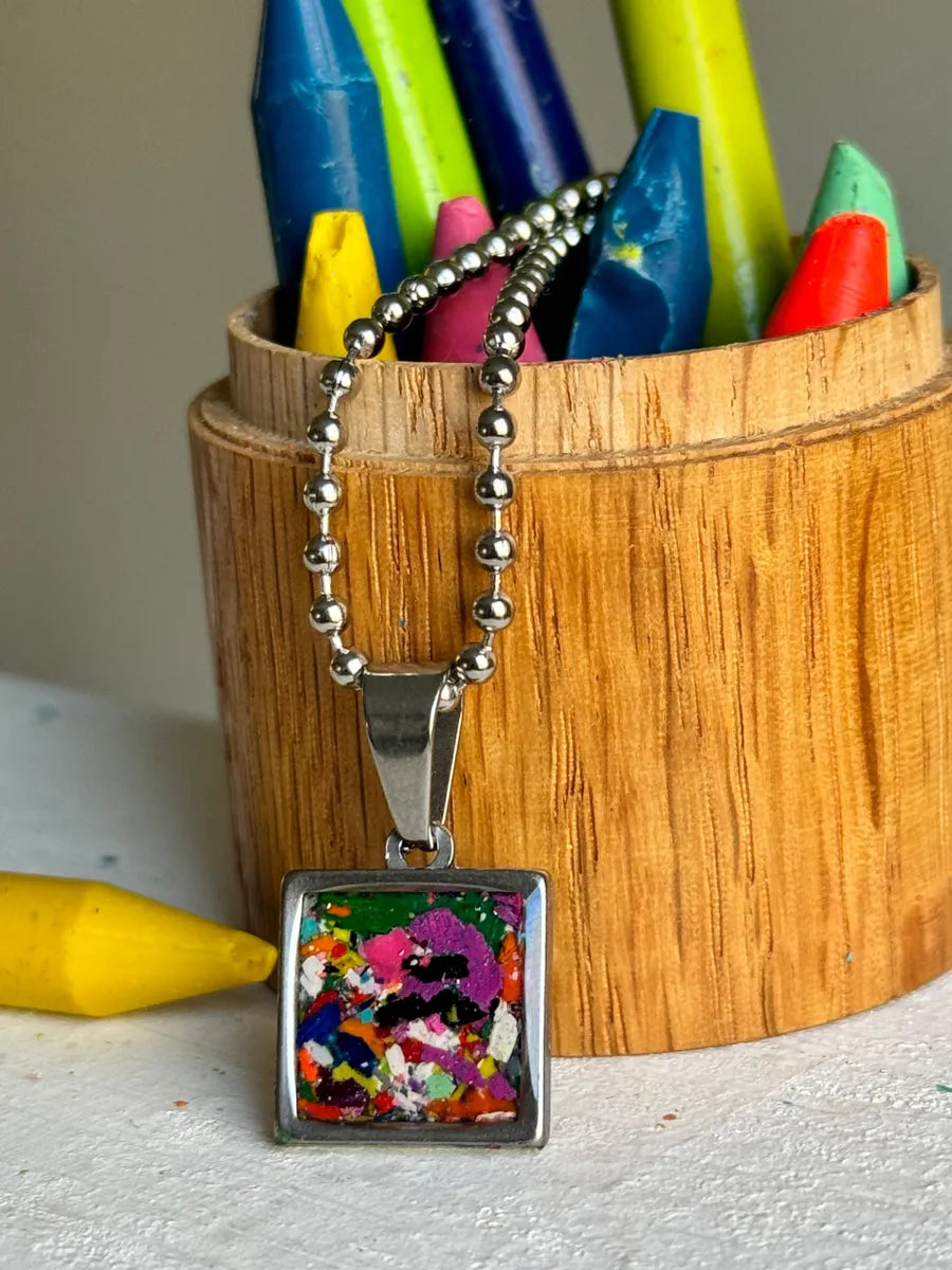 Colgante cuadrado multicolor (pequeño)
