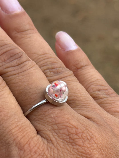 Small Crayon Globe Ring (1)