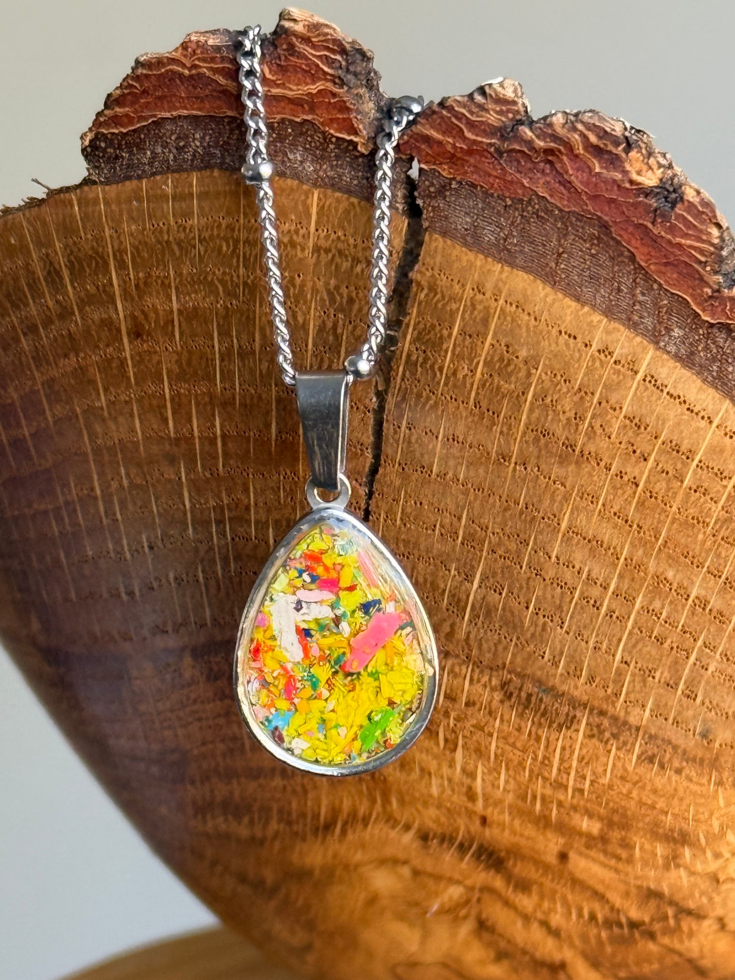 Lemon Drop (Raindrop Pendant)