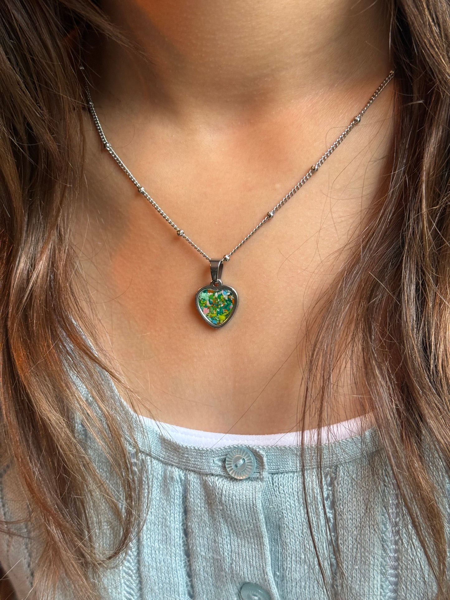 Sarai Heart Pendant (Nature)