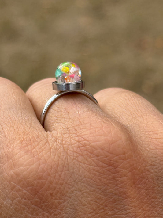 Small Crayon Globe Ring (5)