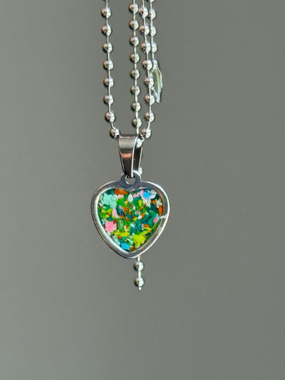Sarai Small Heart Pendant (Nature)