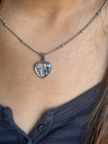 Sarai Heart Pendant (Peaceful Moment)