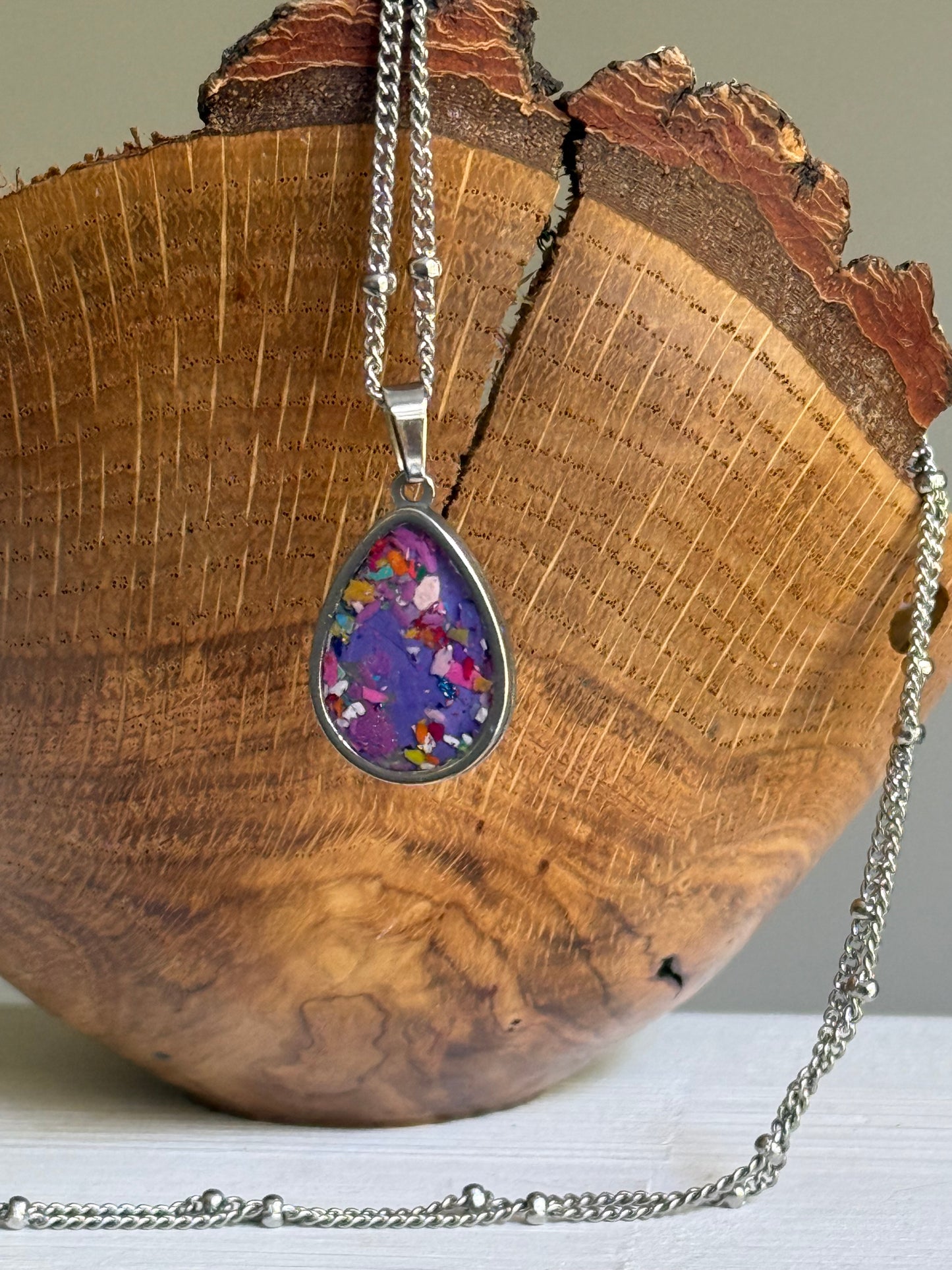 Small Gota Crayon Pendant (Purples)