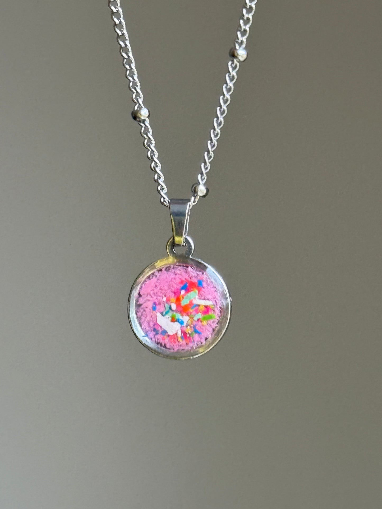 Orbis Pendant (Thistle Mix)