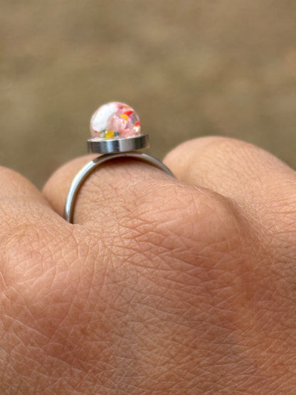 Small Crayon Globe Ring (1)