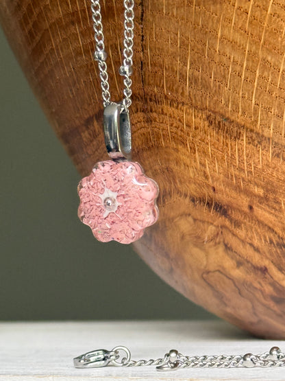 Crayon Bloom Pendant (Dusty Rose)