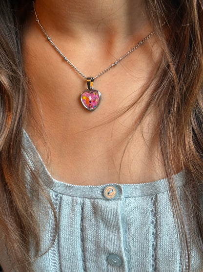 Sarai Heart Pendant (Pink Palm)