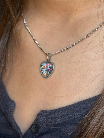 Sarai Heart Pendant (Peaceful Moment)
