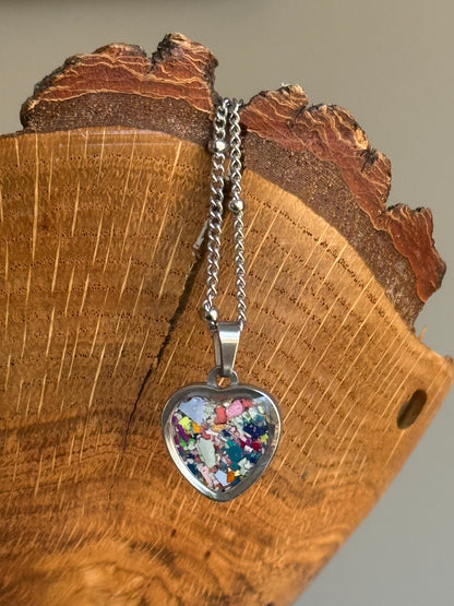 Sarai Heart Pendant (Peaceful Moment)