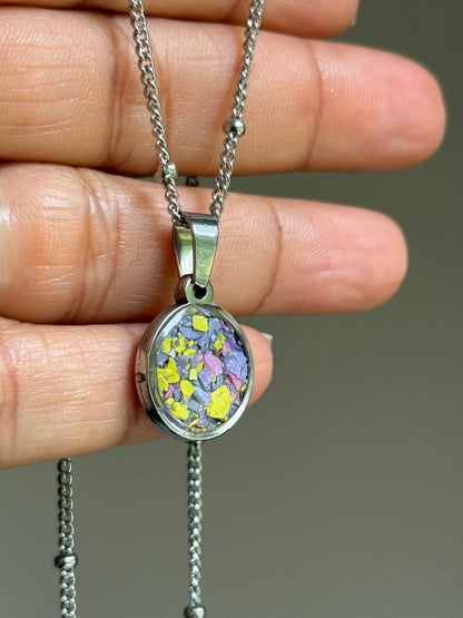 Small Orbis Crayon Pendant (Poppy)