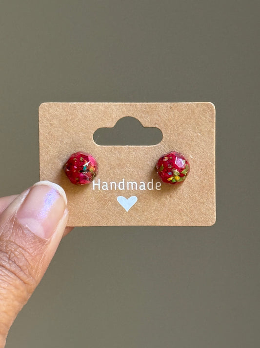 Small Round Crayonfetti Studs (Poinsettia)